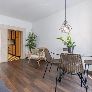Appartement Alfama's Heart By Lovelystay, Lisboa