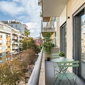 Succeed Campo Pequeno Apartment