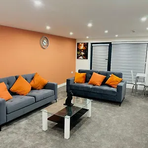 apt-ah-livings-london.brighton-hotels-england.com/