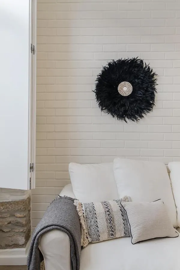 Casa Boma Lisboa - Design Apartment With Private Vegetal Terrace - Lapa VII 0*,